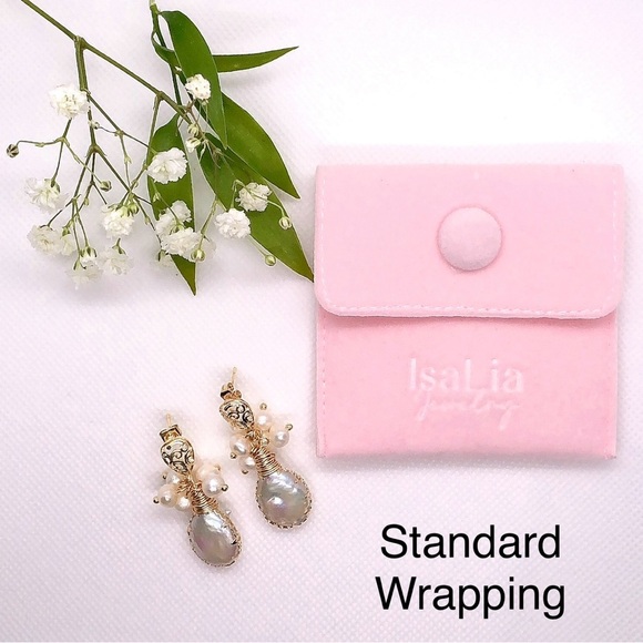 Chunky Gold Hoop Earrings,Twisted Hoop Earrings, Minimalist Hoop Earrings - Picture 6 of 7